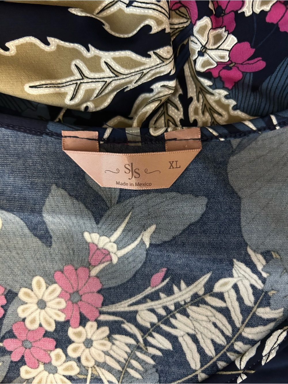 SJS A-Line Floral Maxi. Size XL. - Picture 7 of 8